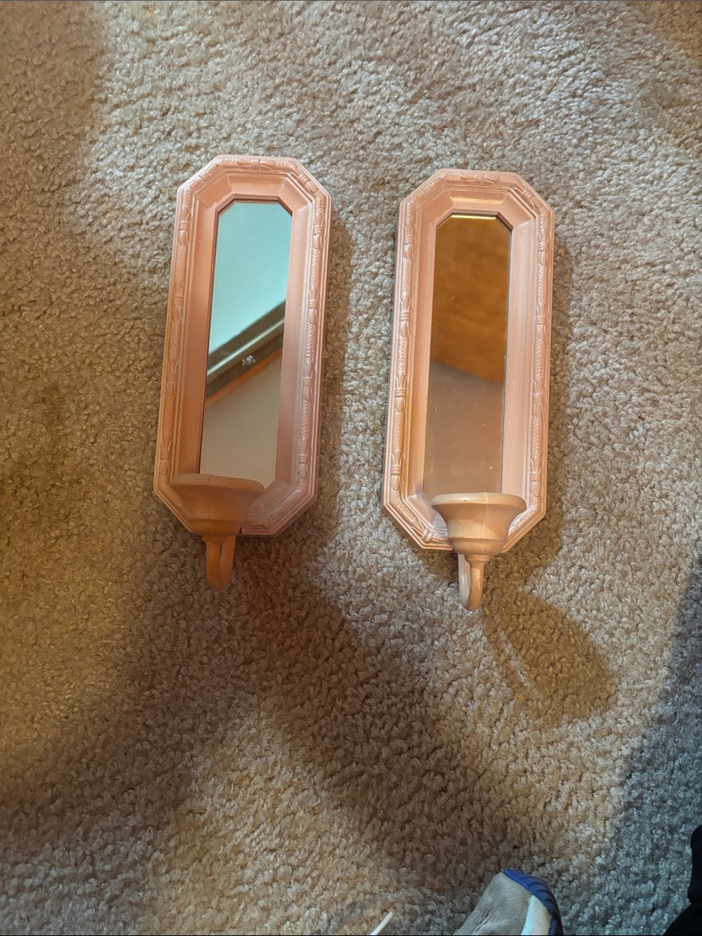Set of 2 Light Pink Wall-Mounted Decorative Mirrors with Hook for Candles